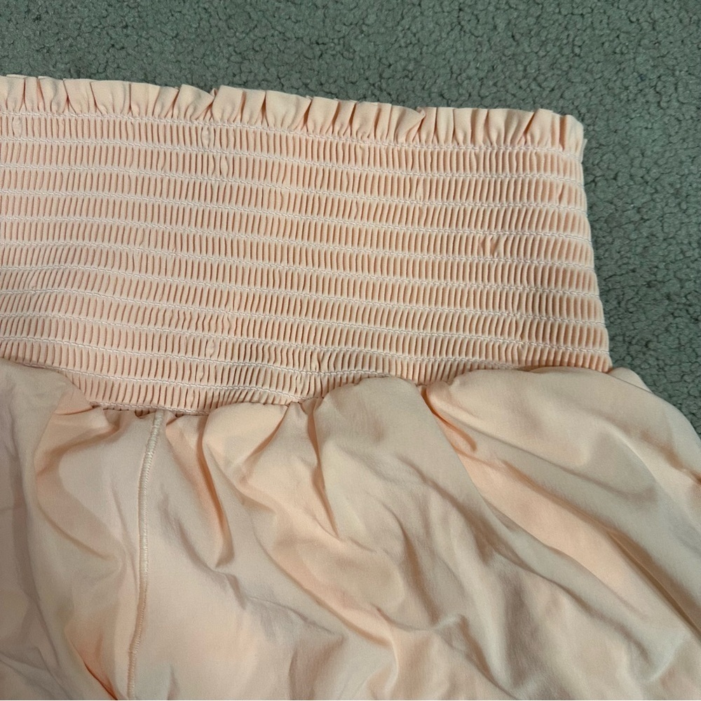 OFFLINE Peach Athletic Shorts - Picture 2 of 4